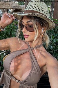 Foto selfie trans escort Gabi Sampaio Firenze 3278727692