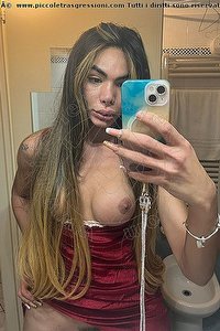 Foto selfie trans Kelly Melo Pornostar Milano 3509174317