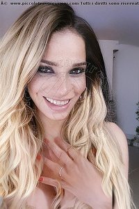 Foto selfie trans escort Alessandra Bergamo 3282993128