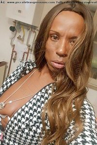 Foto selfie trans Anita Cesena 3513350374