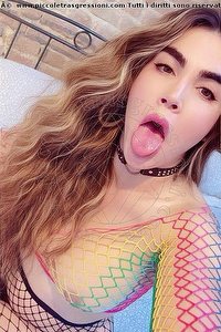 Foto selfie trans Katherine Gomez Arezzo 3312623237