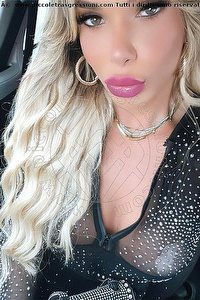 Foto selfie trans escort Biondina Napoletana Bologna 3474228259