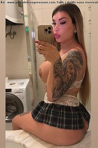 Foto selfie trans escort Biondina Napoletana Modena 3474228259
