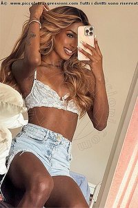 Foto selfie trans escort Antonella Veloso Firenze 3270560166