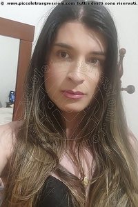 Foto selfie trans Estefany Prada Prato 3452319924