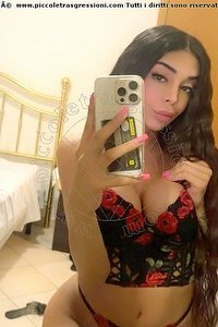 Foto selfie trans Martina Napoletana Napoli 3508403818