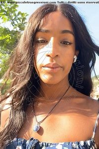 Foto selfie trans Alicia Pesaro 3934825173