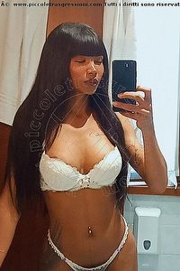 Foto selfie trans Sara Souza Livorno 3924767824