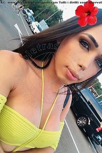 Foto selfie trans Thais Vasconcelos Savona 3898304365