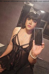 Foto selfie trav Regina  Margaret Vigevano 3208136578