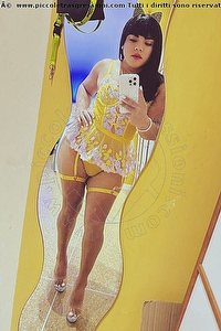 Foto selfie trav Regina  Margaret Vigevano 3208136578