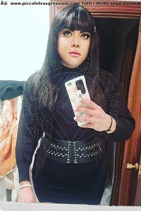 Foto selfie trav Regina  Margaret Vigevano 3208136578