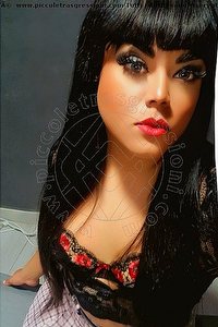 Foto selfie trav Regina  Margaret Vigevano 3208136578