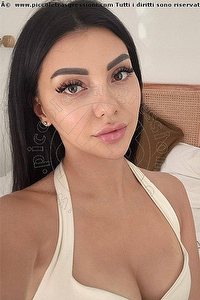 Foto selfie girls Selene Gucci Bari 3275366474