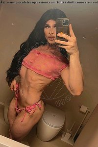 Foto selfie trav escort Valentina Roma 3927038652