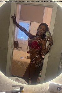 Foto selfie trans Eva Black Arezzo 3936180192
