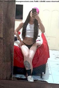 Foto selfie trans Bia Melo Savona 3393575092