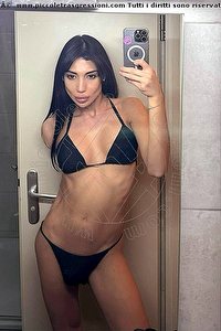 Foto selfie trans Neka Bologna 0034655440034