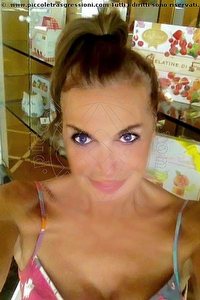 Foto selfie trans escort Carlotta Sondrio 3381204475