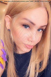 Foto selfie trans Rebecca Isabell Milano 3758115434