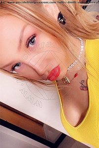 Foto selfie trans Rebecca Isabell Milano 3758115434