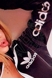 Foto selfie trans Rebecca Isabell Milano 3758115434