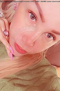 Foto selfie trans Rebecca Isabell Milano 3758115434