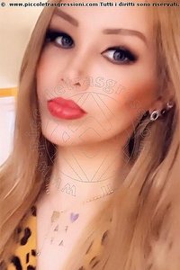 Foto selfie trans escort Rebecca Isabell Milano 3758115434