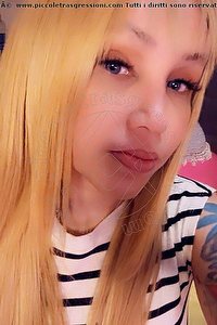 Foto selfie trans escort Rebecca Isabell Milano 3758115434
