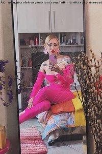Foto selfie trans escort Rebecca Isabell Milano 3758115434