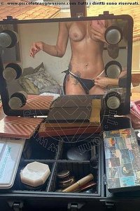 Foto selfie escort Isabel Dior Torino 3296785673