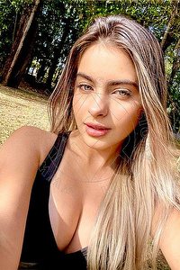 Foto selfie girls Olena Verona 3319929813
