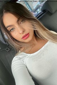 Foto selfie girls Olena Verona 3319929813