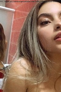 Foto selfie girls Olena Verona 3319929813