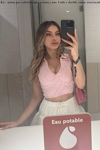 Foto selfie girls Olena Verona 3319929813