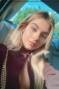 Foto selfie girls Olena Verona 3319929813