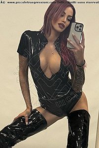 Foto selfie mistress Julia Cuneo 3762329100