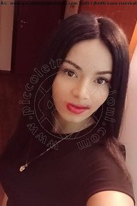 Foto selfie girls Kendall Vip Brescia 3464203208