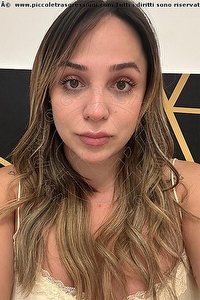 Foto selfie trans Clarice Boaventura Londra 3520118080