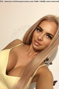 Foto selfie girls Flora Brescia 3928445361