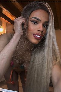 Foto selfie trans Vitoria Evans Cattolica 3534995398