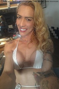 Foto selfie trans escort Kiara Lucchese Firenze 3924616291