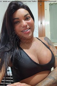 Foto selfie trans escort Kelly Forlì 3930408564