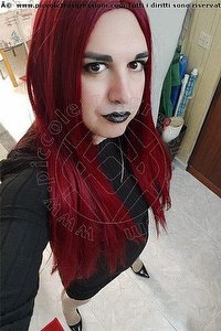 Foto selfie mistress trav Padrona  Aletta Rouge Vicenza 3894618230