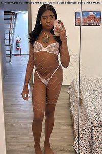 Foto selfie trav escort Greta Prato 3937201086