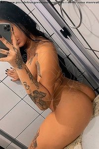 Foto selfie trans Alice Ferraz Pisa 3520486164