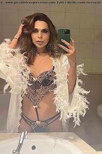 Foto selfie trans escort Angel Castro Firenze 3444128013