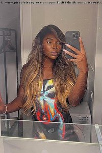 Foto selfie trans escort Safira Sant'z Bologna 3278243596