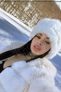 Foto selfie girls Samira Kiss Bergamo 3894234193