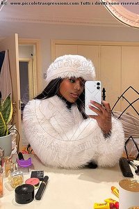 Foto selfie trans Jasmine Fox Milano 00447398802256